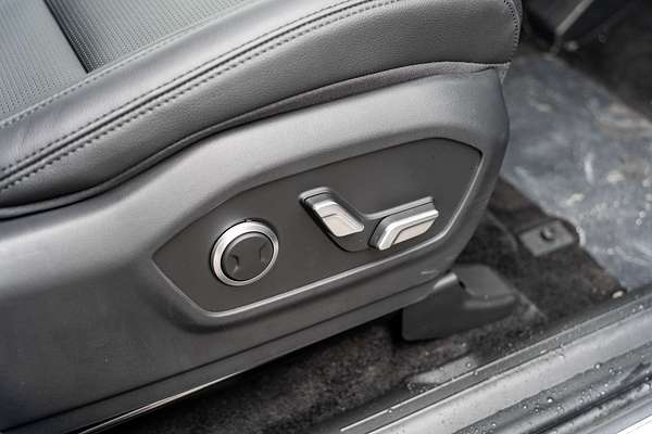 2025 Hyundai Santa Fe Hybrid Elite MX5.V1