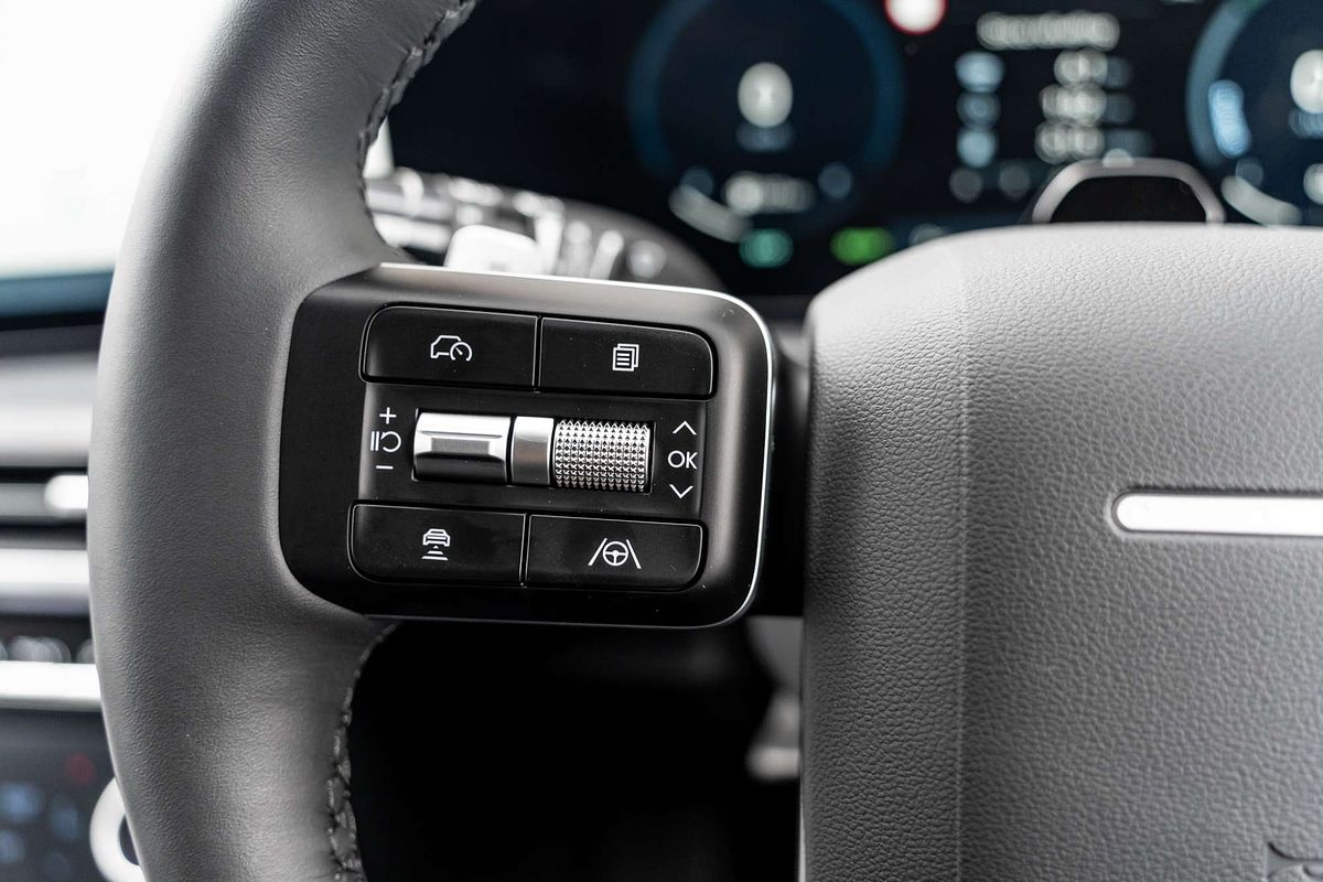 2025 Hyundai Santa Fe Hybrid Elite MX5.V1