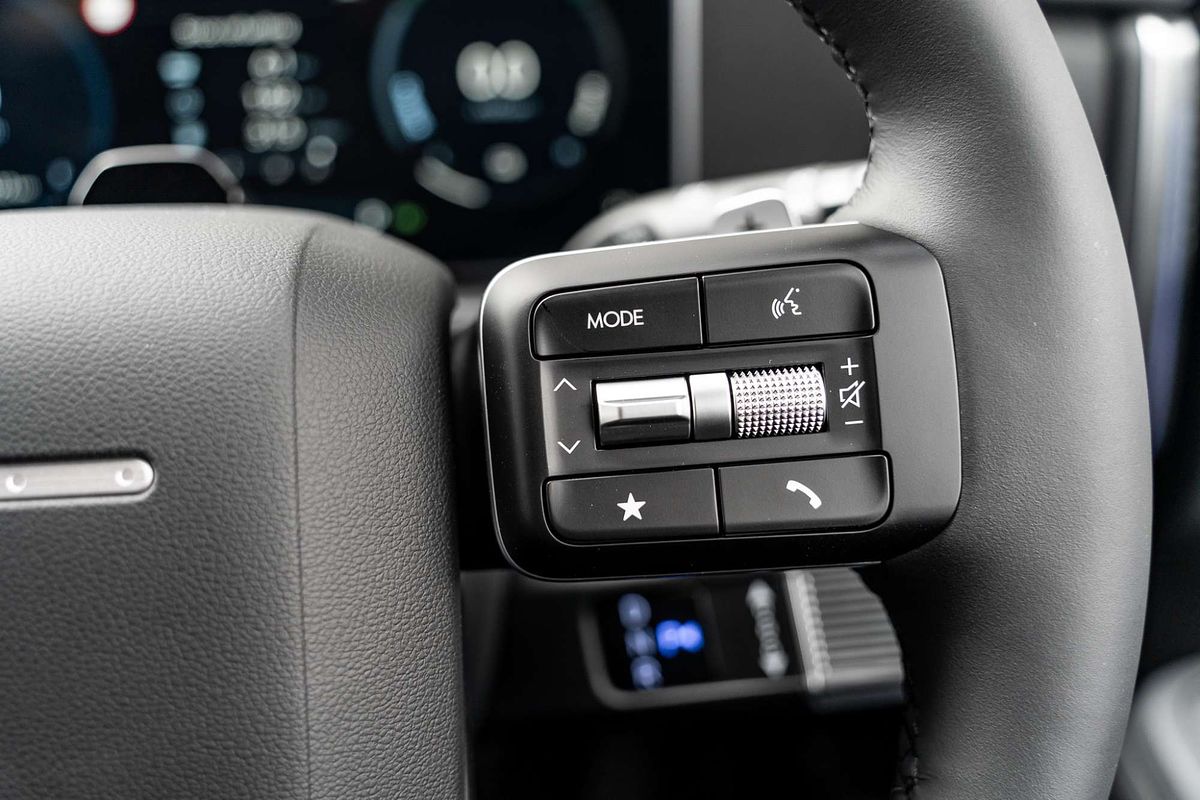 2025 Hyundai Santa Fe Hybrid Elite MX5.V1