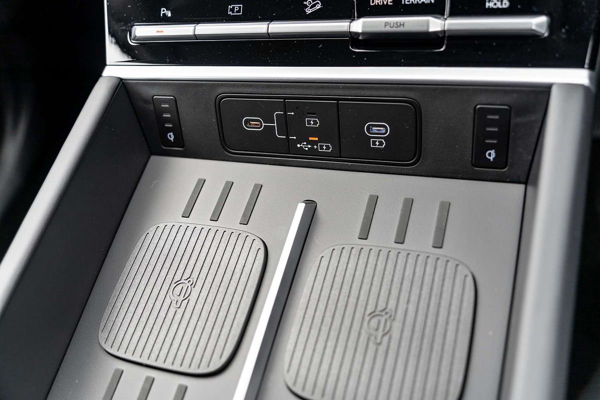 2025 Hyundai Santa Fe Hybrid Elite MX5.V1