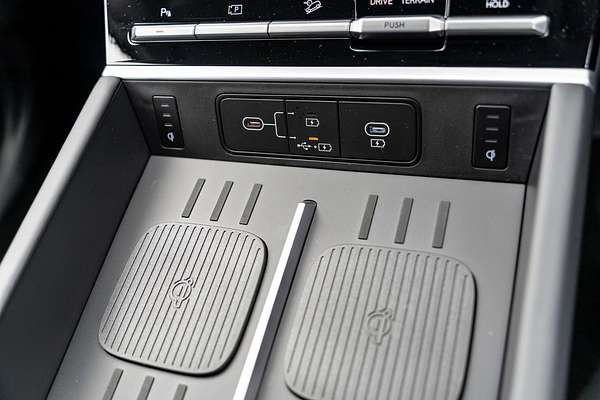 2025 Hyundai Santa Fe Hybrid Elite MX5.V1