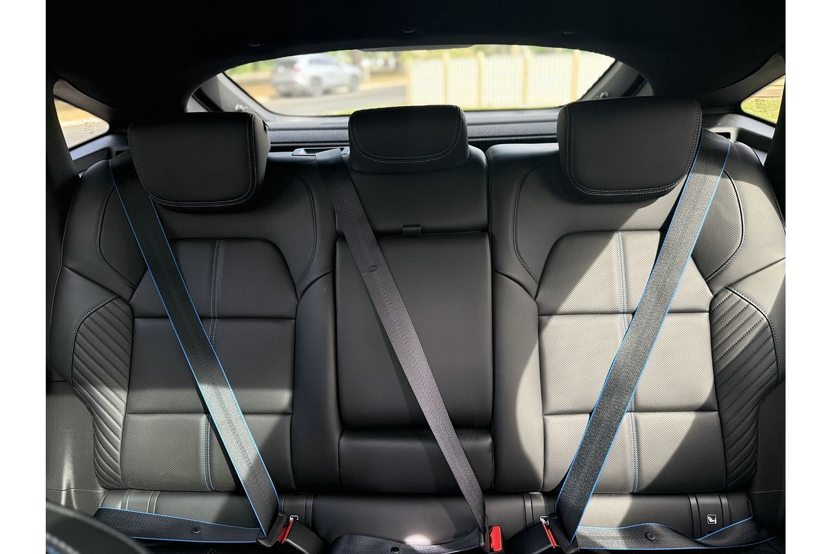 2025 Renault Arkana Esprit Alpine JL1