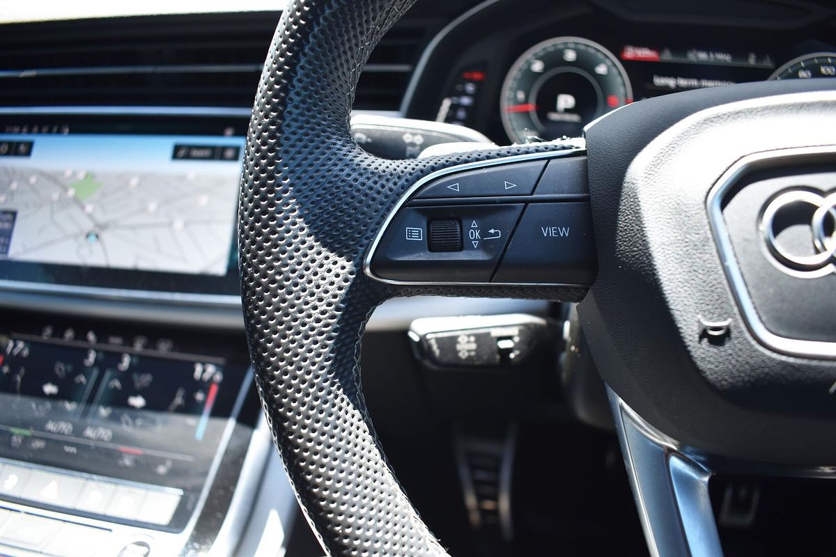2020 Audi Q7 50 TDI S line 4M