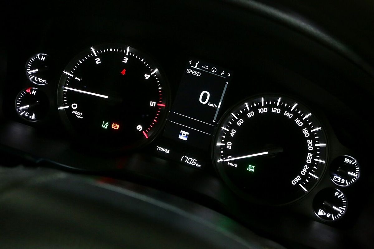 2018 Toyota Landcruiser Sahara VDJ200R