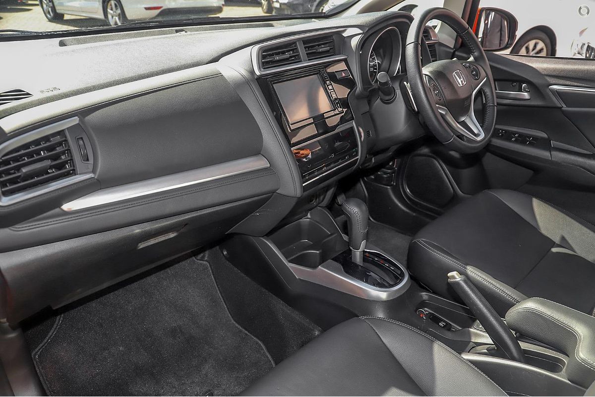 2020 Honda Jazz VTi-L GF