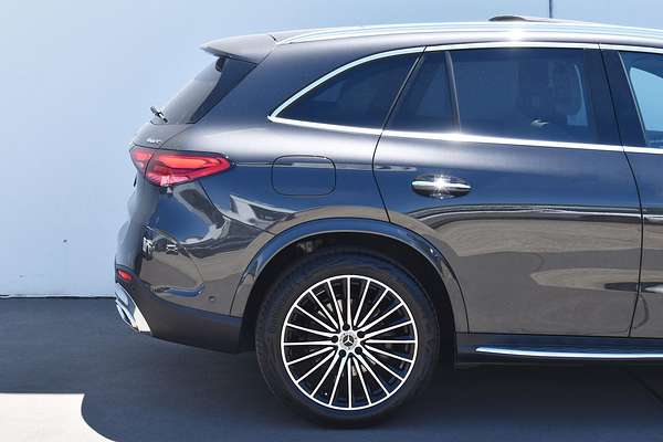 2025 Mercedes-Benz GLC-Class GLC300 X254
