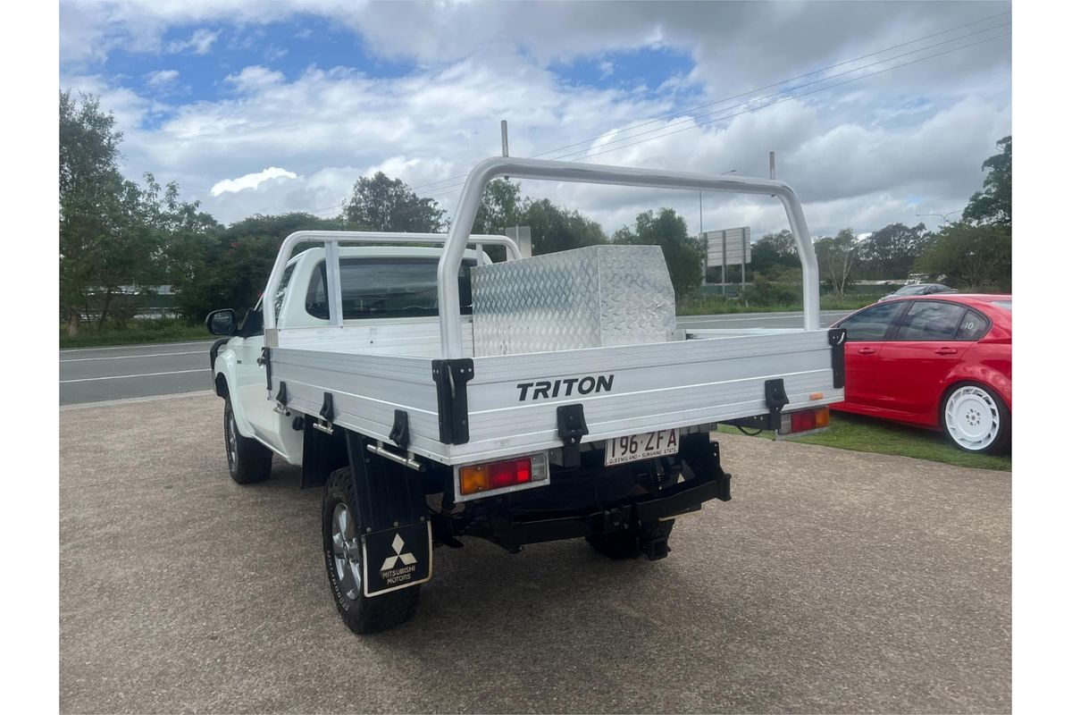 2019 Mitsubishi Triton GLX MR 4X4