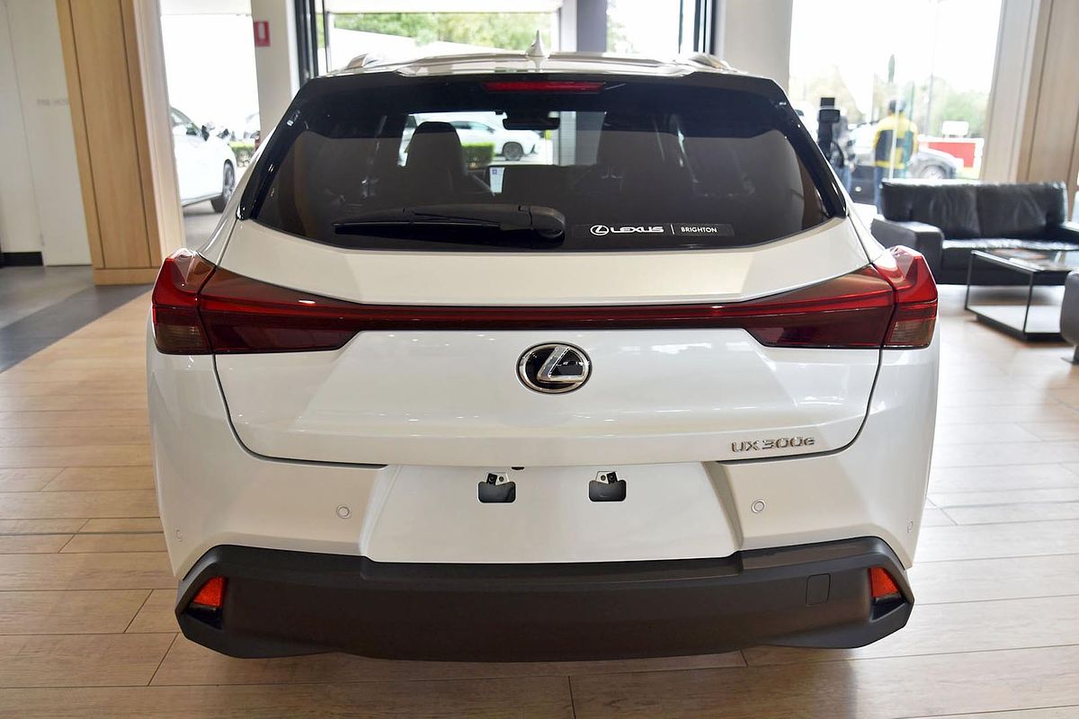 2023 Lexus UX UX300e Luxury KMA10R