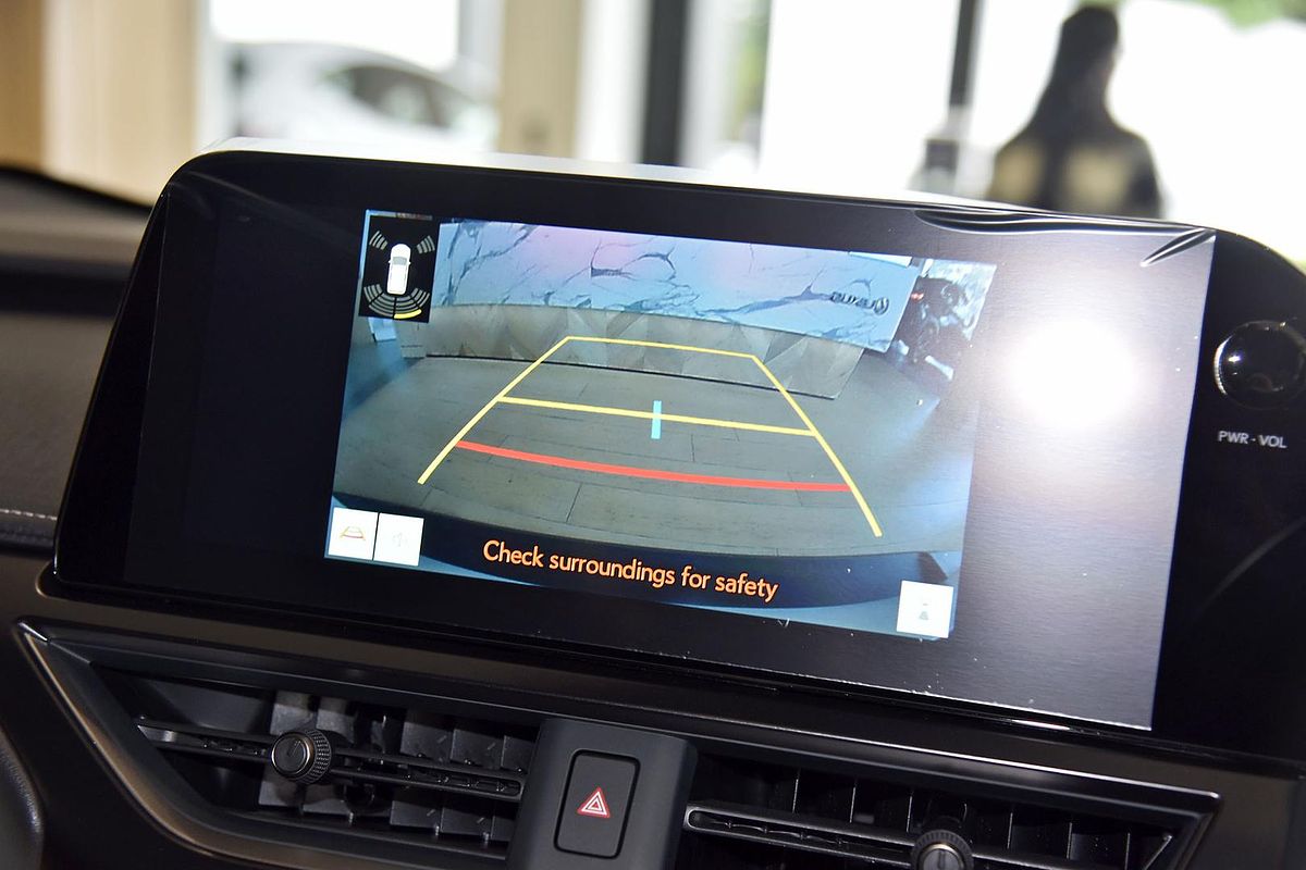 2023 Lexus UX UX300e Luxury KMA10R