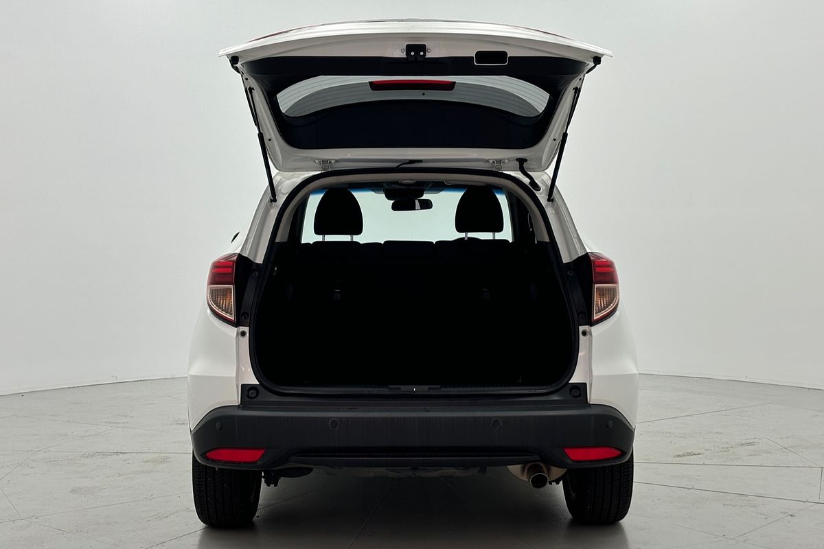 2016 Honda HR-V VTi-S