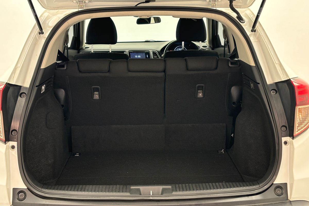 2016 Honda HR-V VTi-S