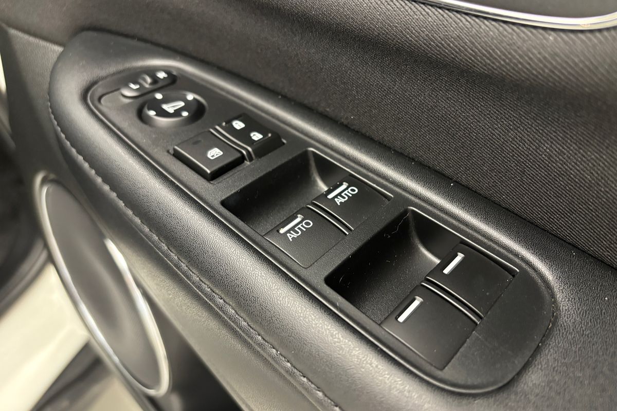 2016 Honda HR-V VTi-S