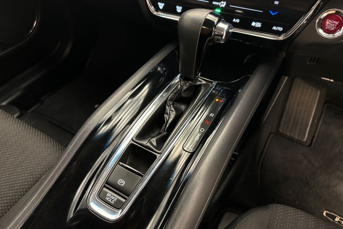 2016 Honda HR-V VTi-S