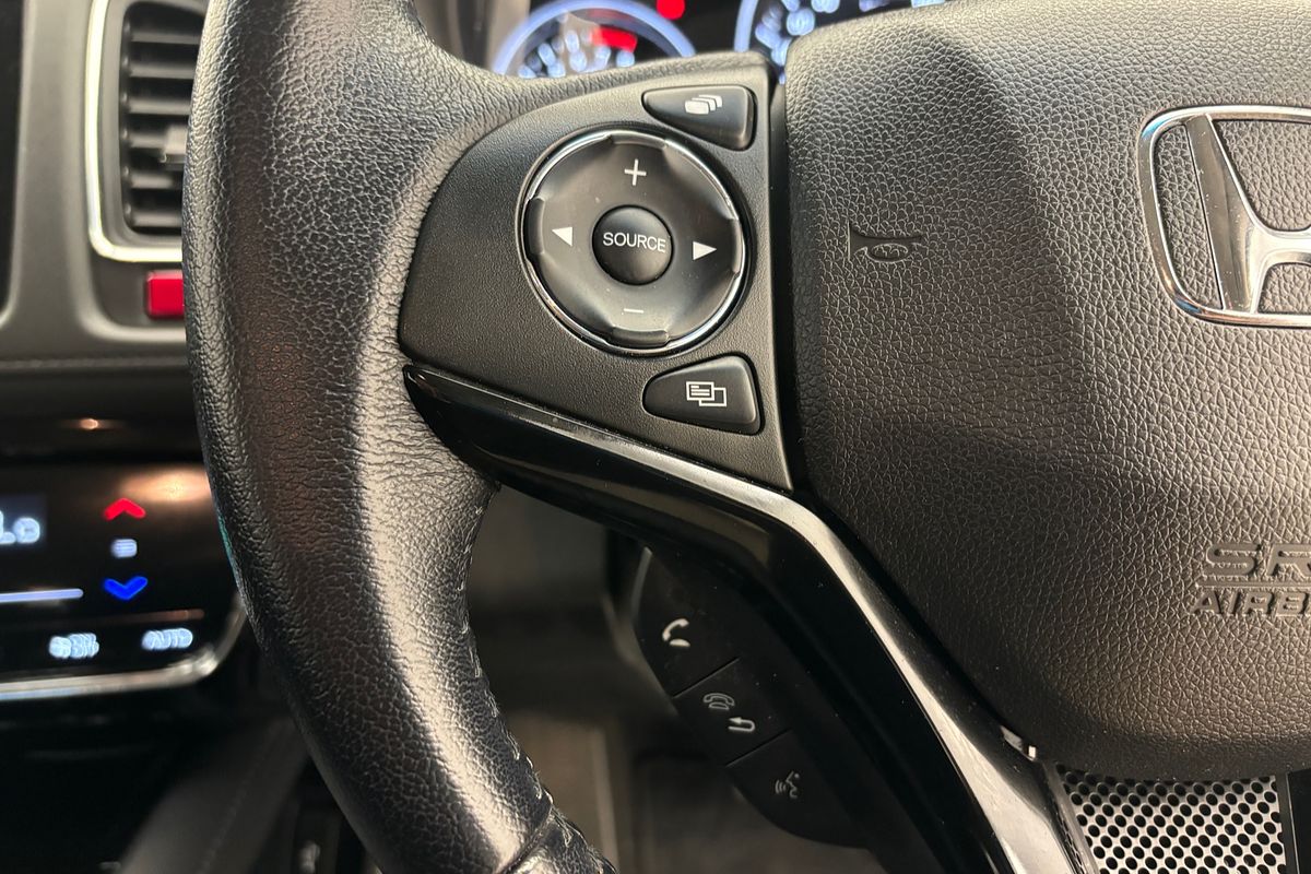 2016 Honda HR-V VTi-S