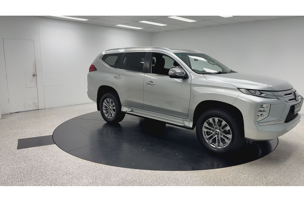 2021 Mitsubishi Pajero Sport GLX QF