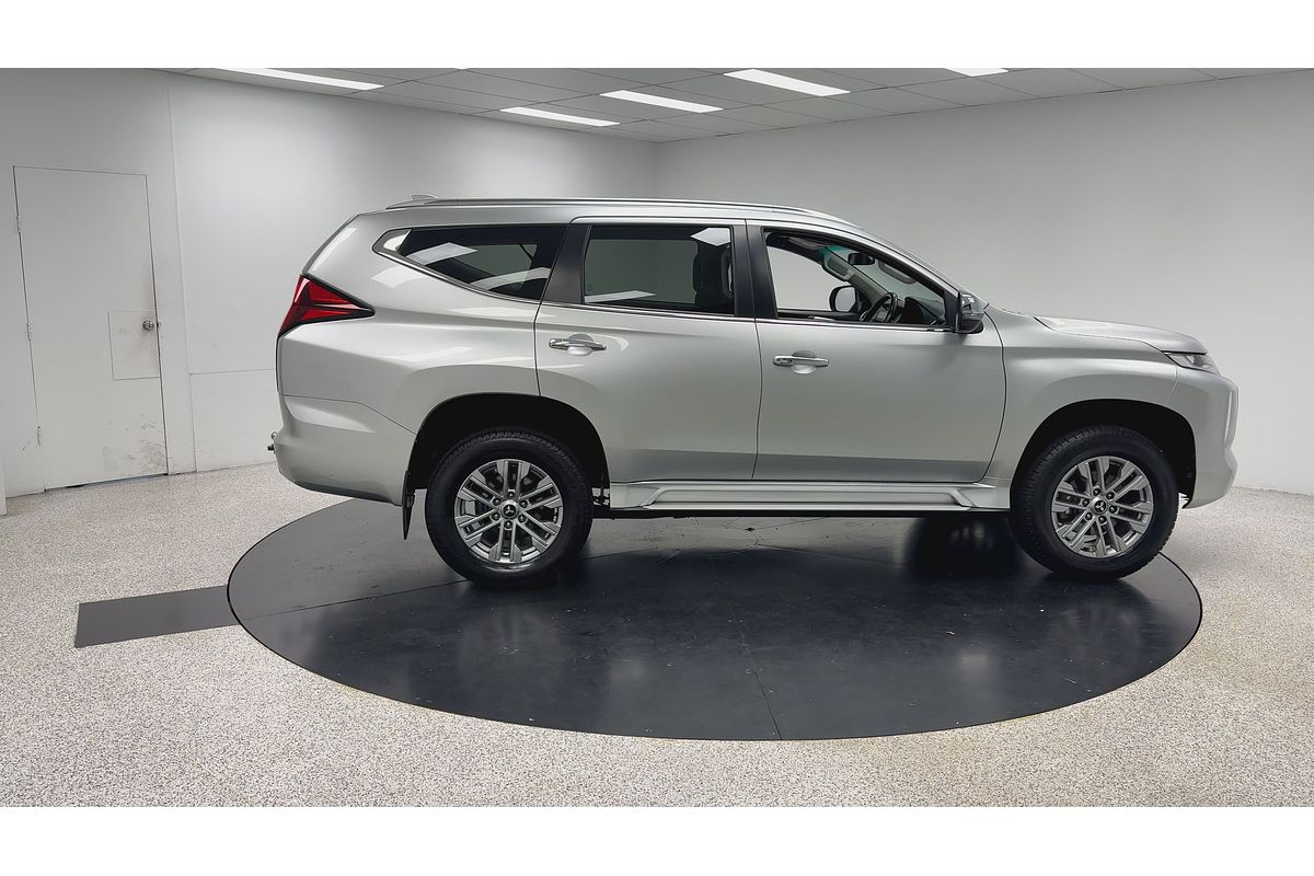 2021 Mitsubishi Pajero Sport GLX QF