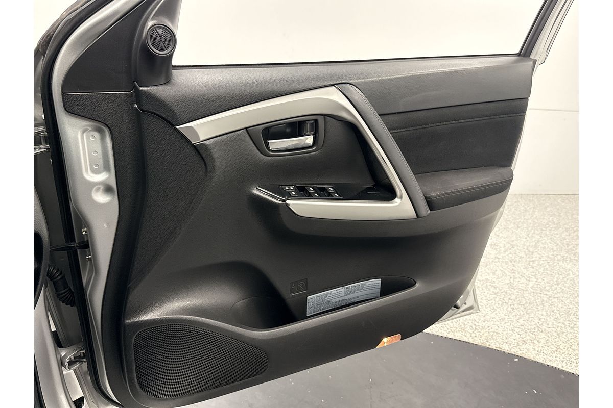 2021 Mitsubishi Pajero Sport GLX QF