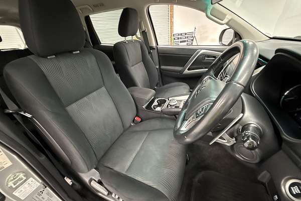 2021 Mitsubishi Pajero Sport GLX QF