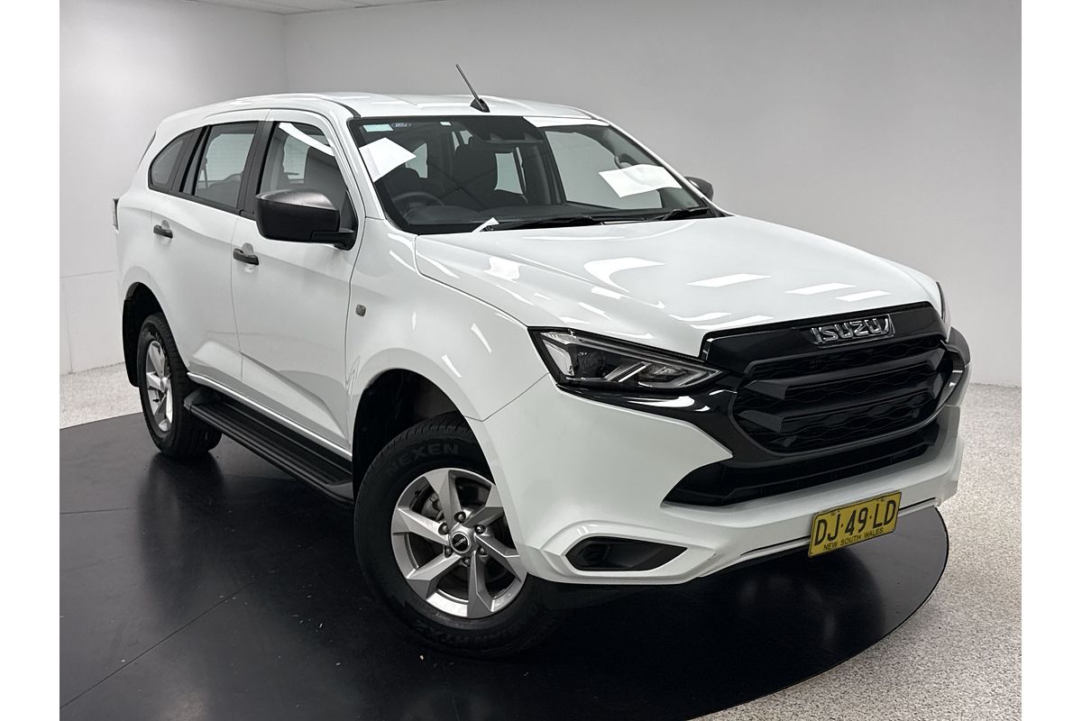 2023 Isuzu MU-X LS-M