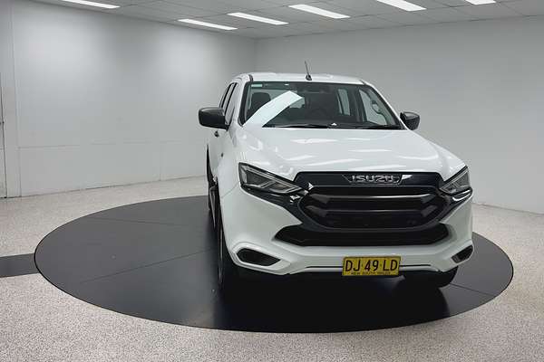 2023 Isuzu MU-X LS-M