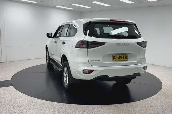2023 Isuzu MU-X LS-M