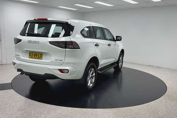 2023 Isuzu MU-X LS-M