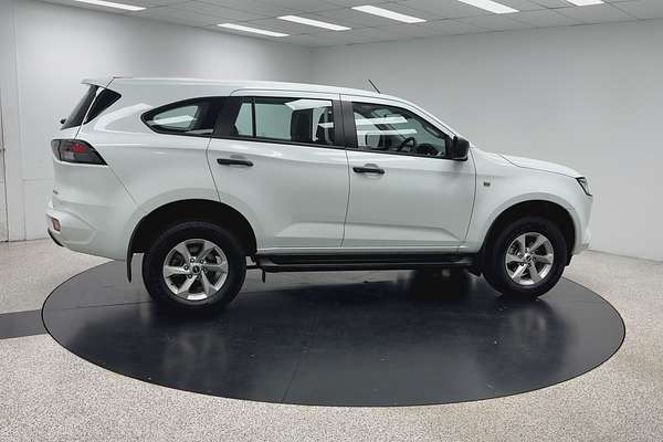 2023 Isuzu MU-X LS-M