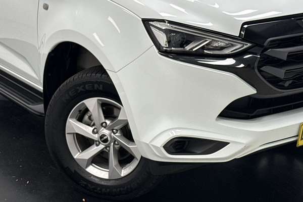 2023 Isuzu MU-X LS-M