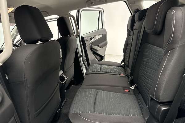 2023 Isuzu MU-X LS-M