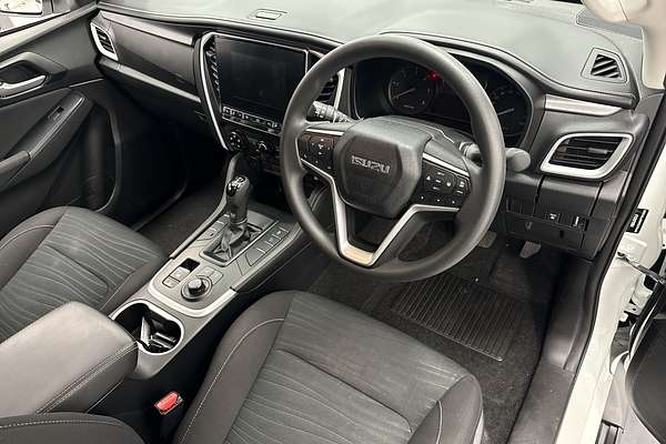 2023 Isuzu MU-X LS-M