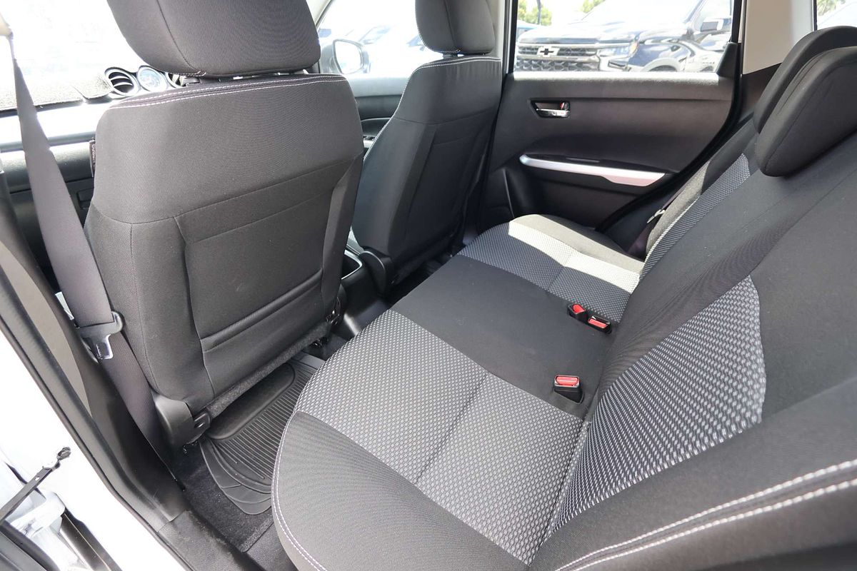 2016 Suzuki Vitara RT-S LY