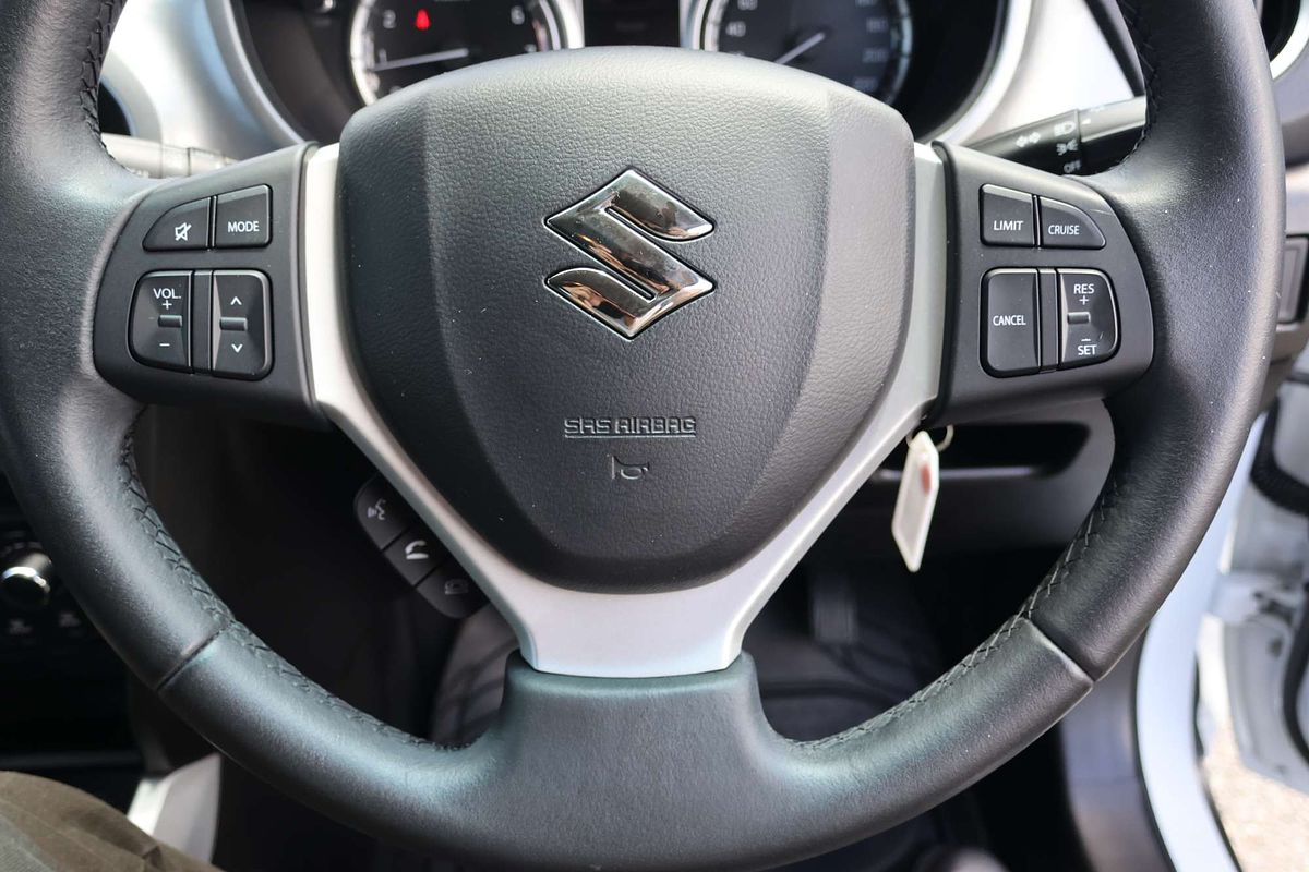 2016 Suzuki Vitara RT-S LY