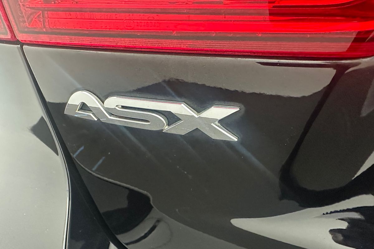 2019 Mitsubishi ASX ES XC