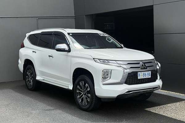 2022 Mitsubishi Pajero Sport GLS QF