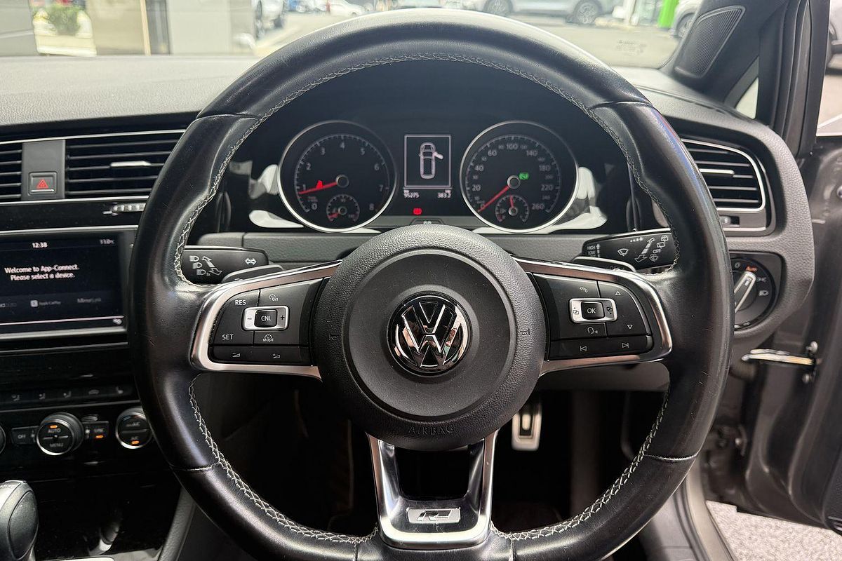 2016 Volkswagen Golf 110TSI Highline 7