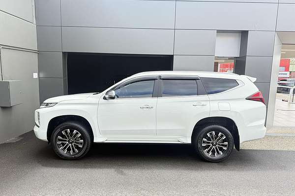 2022 Mitsubishi Pajero Sport GLS QF