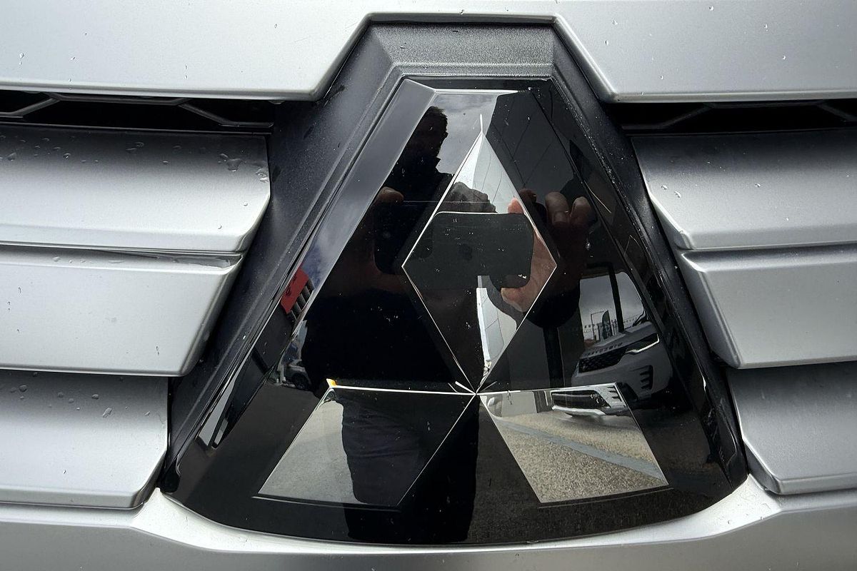 2022 Mitsubishi Pajero Sport GLS QF