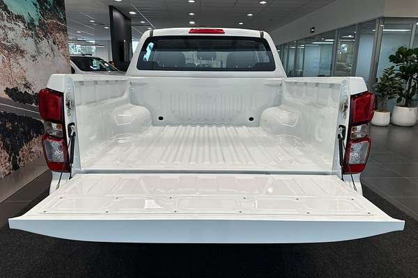 2025 Isuzu D-MAX SX 4X4