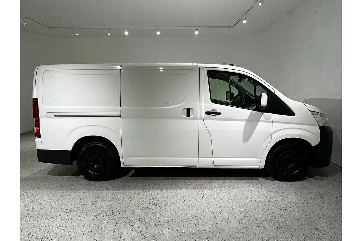 2020 Toyota Hiace  GDH300R LWB