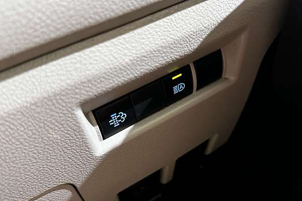 2020 Toyota Hiace  GDH300R LWB