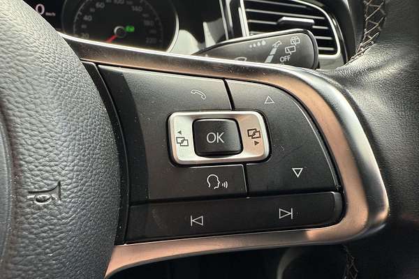 2016 Volkswagen Golf 110TSI Highline 7