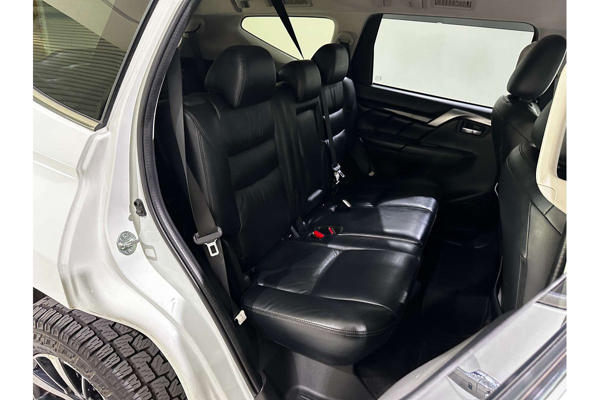 2016 Mitsubishi Pajero Sport GLS QE