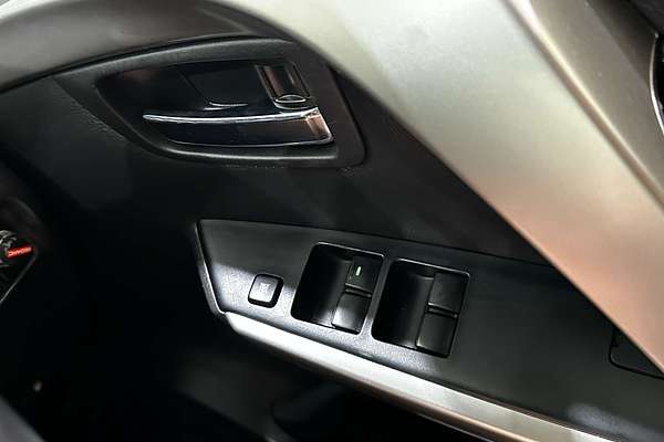 2016 Mitsubishi Pajero Sport GLS QE