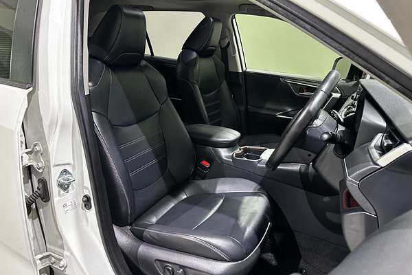 2020 Toyota RAV4 Cruiser AXAH52R