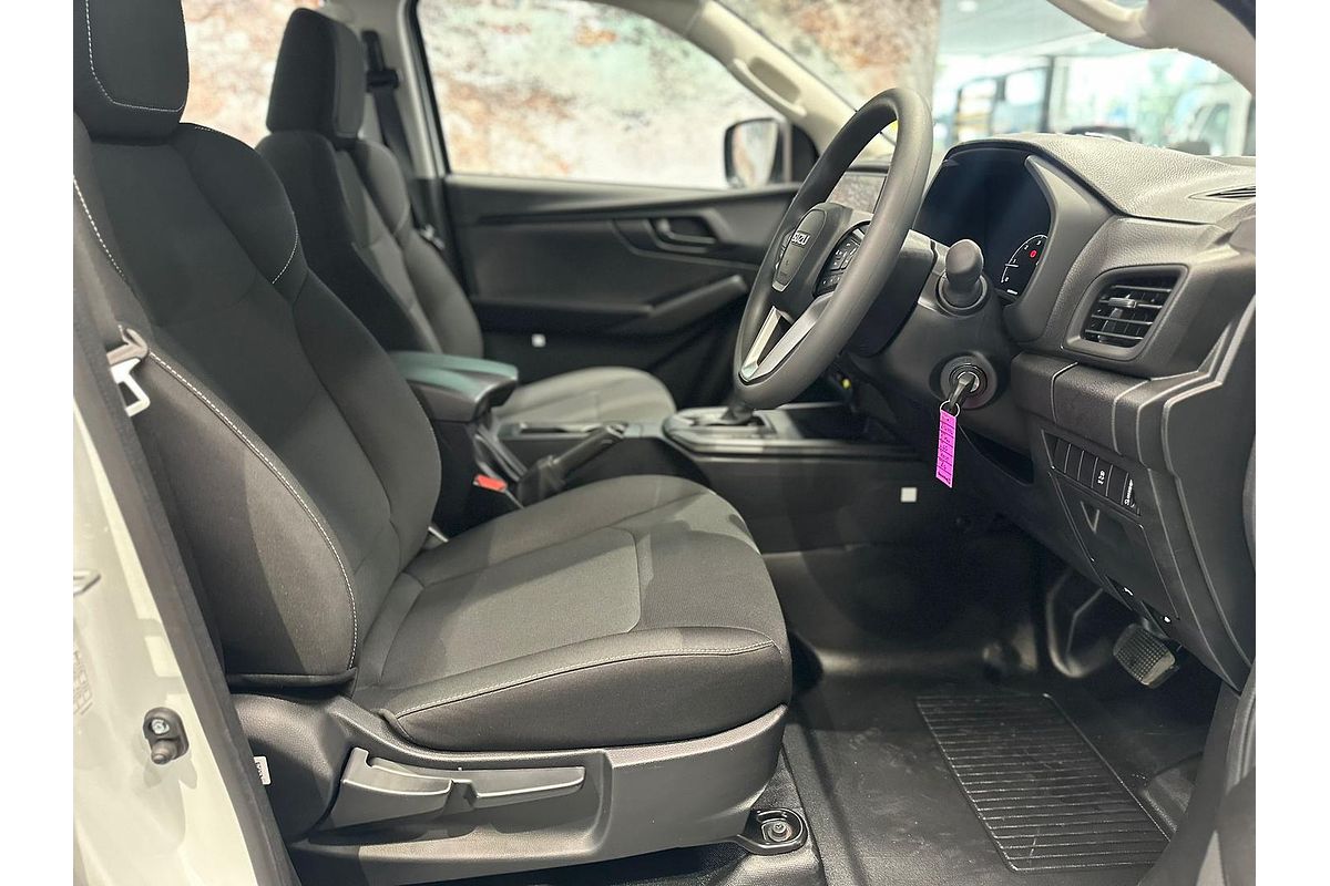 2025 Isuzu D-MAX SX 4X4