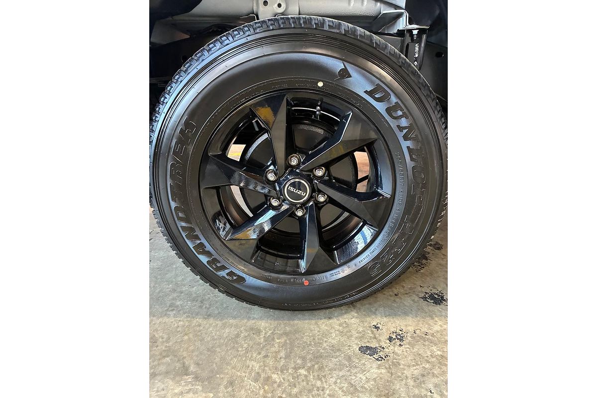 2025 Isuzu D-MAX X-RIDER 4X4