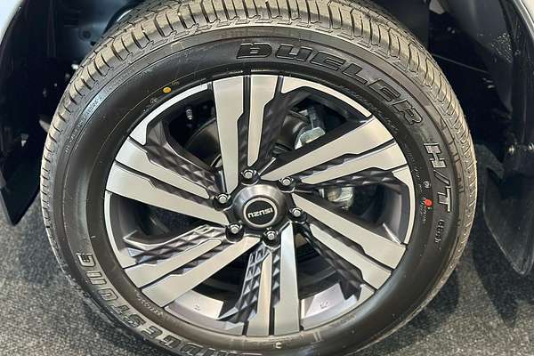 2025 Isuzu MU-X LS-T