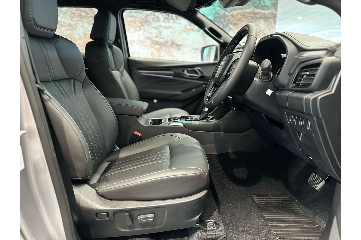 2025 Isuzu MU-X LS-T