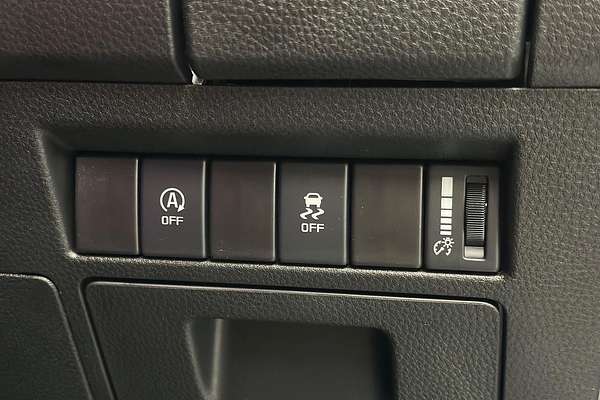 2025 Isuzu D-MAX SX High Ride Rear Wheel Drive