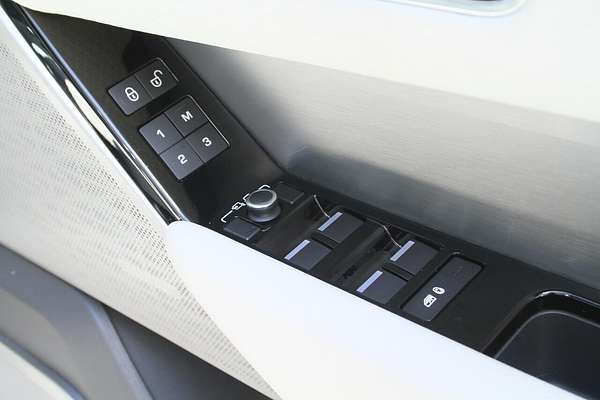 2019 Land Rover Range Rover Velar D275 R-Dynamic SE L560